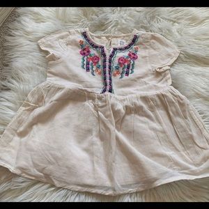 Gap toddler girl embroidered blouse